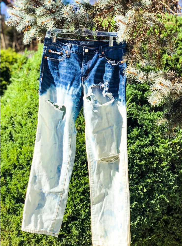 Levis Vintage Upcycled Sustainable Fashion Festival Boho Denim Ombre Jeans